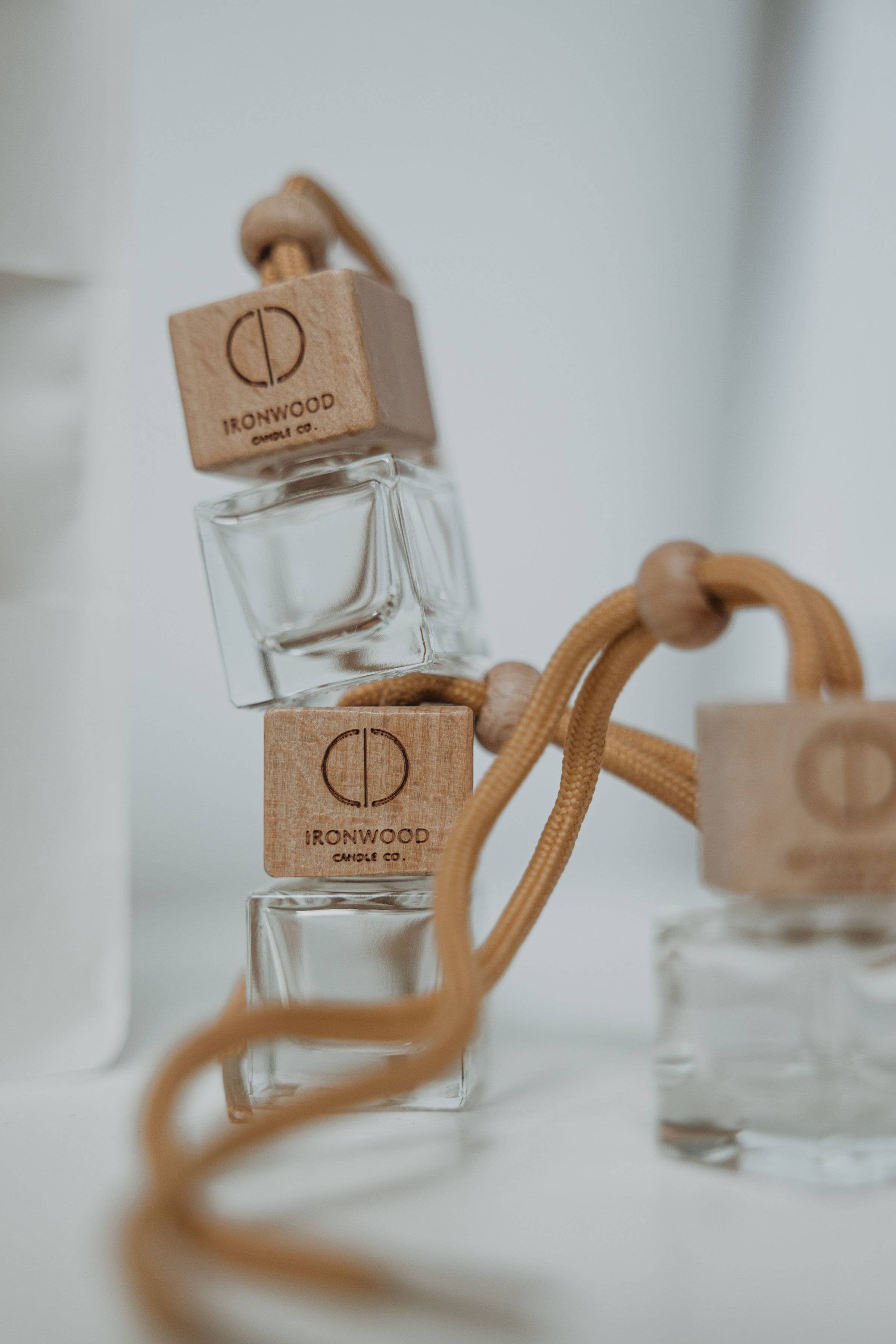 Ironwood Candle Co. - Wholesale Car Freshener - Unisex - CAR DIFFUSER + REFILL20