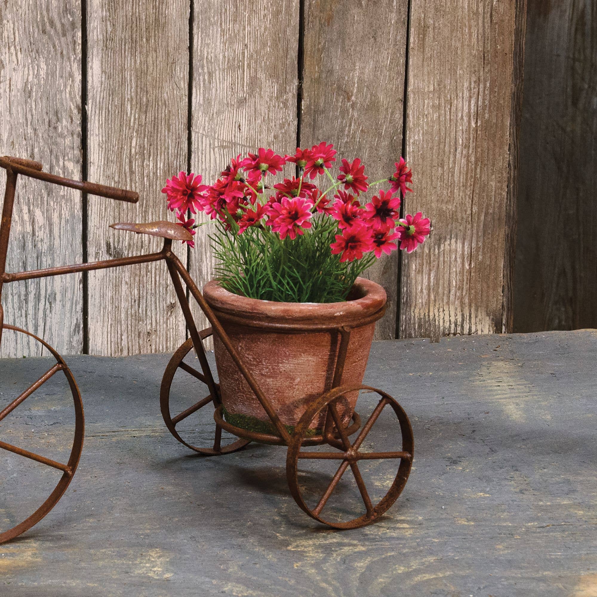 Saybrook Lane - Wholesale Artificial Flowers - Potted Star Daisy Pink2
