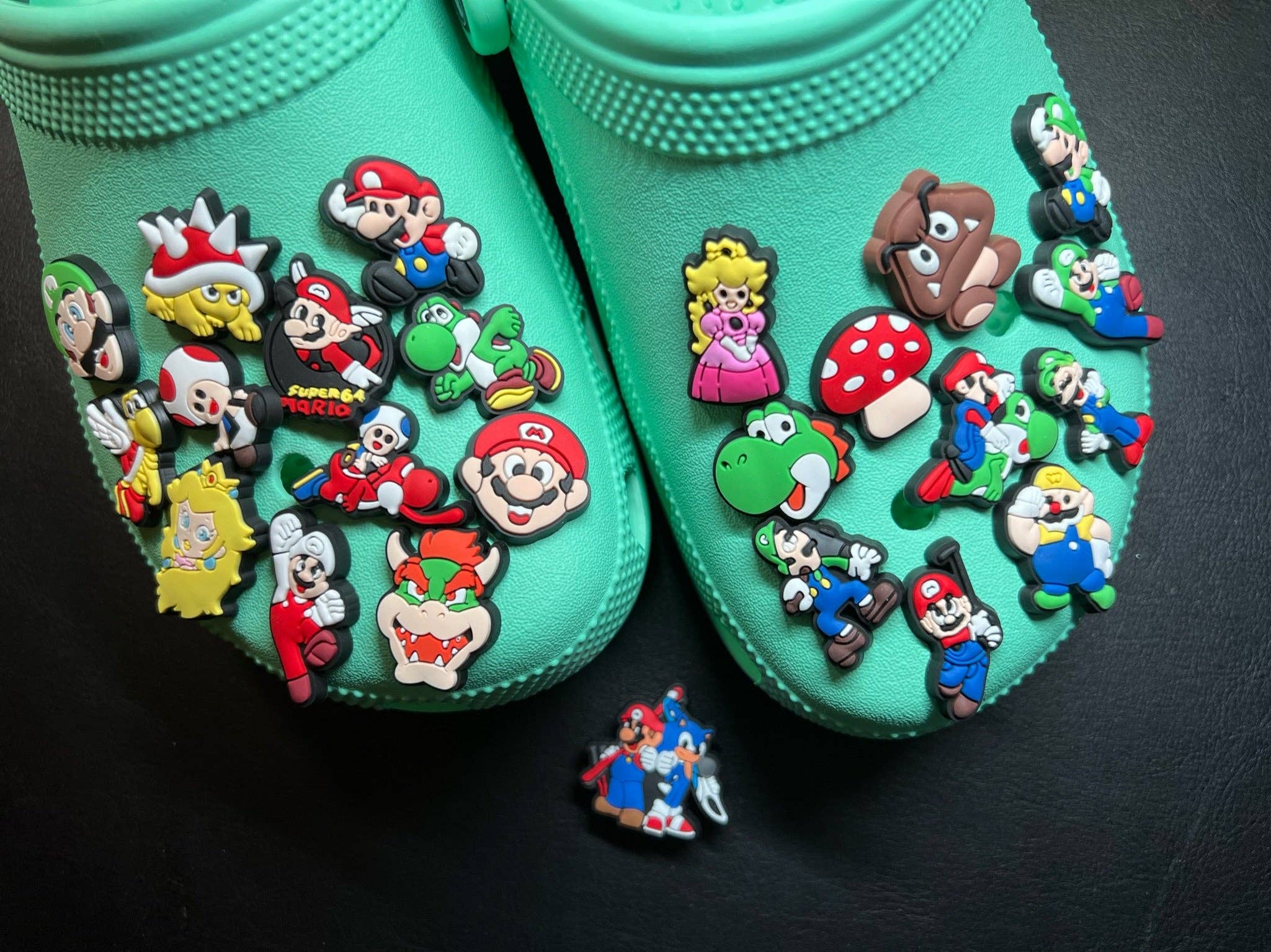 JuliesDecal – wholesale Skotillbehör - Unisex – Tecknad Super Mario-spel- och filmkaraktär samt fler skosmycken6