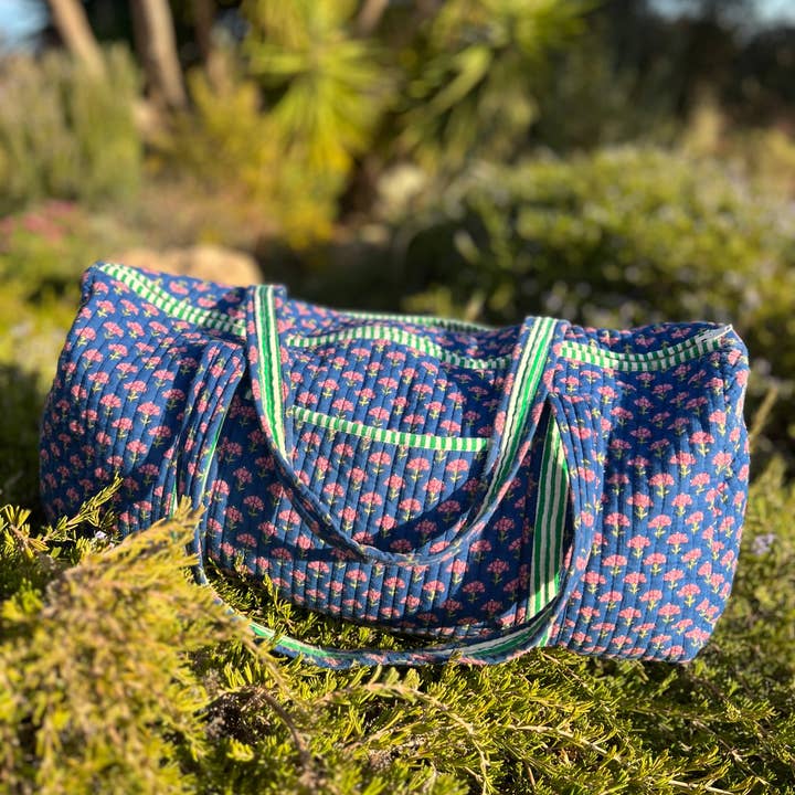 Quilted blocked cotton weekend duffle bag standard size for wholesale by Polly Fenwick