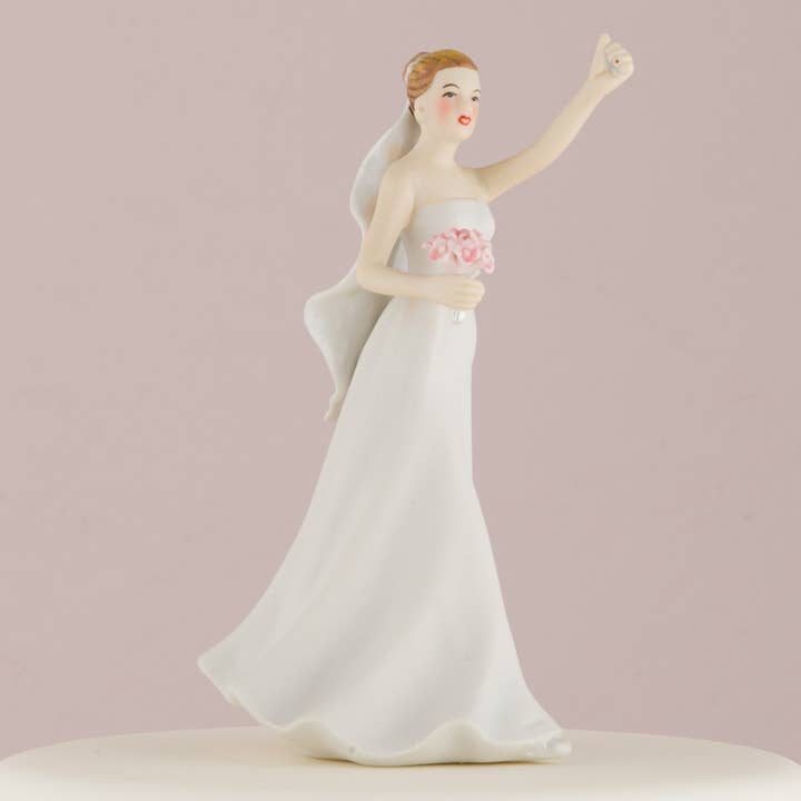Weddingstar Inc. – Großhandel Kuchen-/Cupcake-Topper – Victorious Bride Hochzeitstorte Topper Figur1