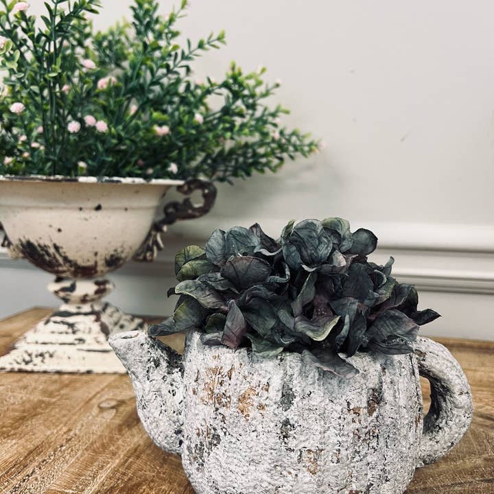 Vagabond Vintage - Wholesale Plant Pot - Cement Rustic Teapot Planter