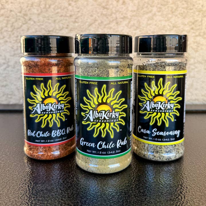 Lot de grandes bouteilles ! Des bouteilles de 12 oz ! pour la vente par AlbuKirky Seasonings