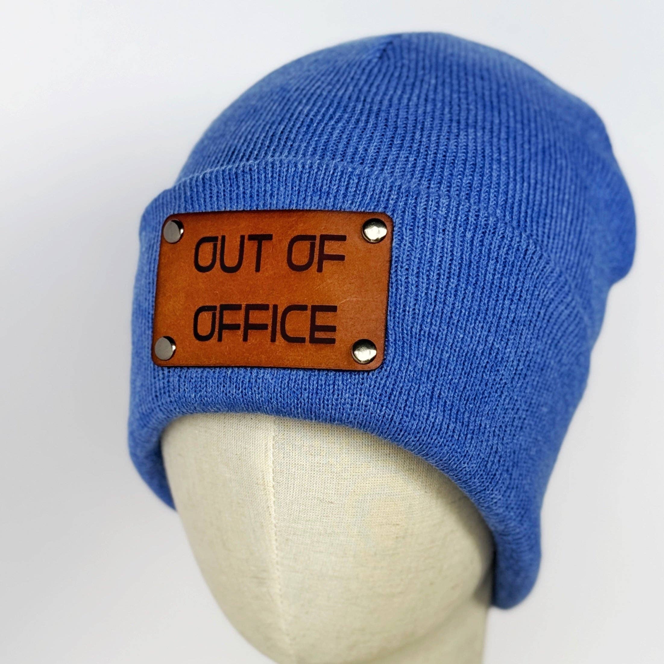 The Lonely Pine - Wholesale Beanie - Unisex - Out of Office beanie with snap on/off leather patch3