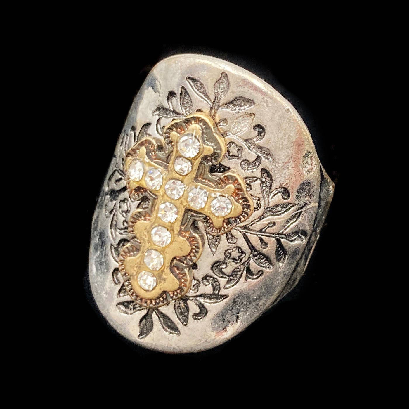 Lunar Deer – wholesale Cocktail/statement ring – Western Cross Filigree Rhinestone Stretch Ring0