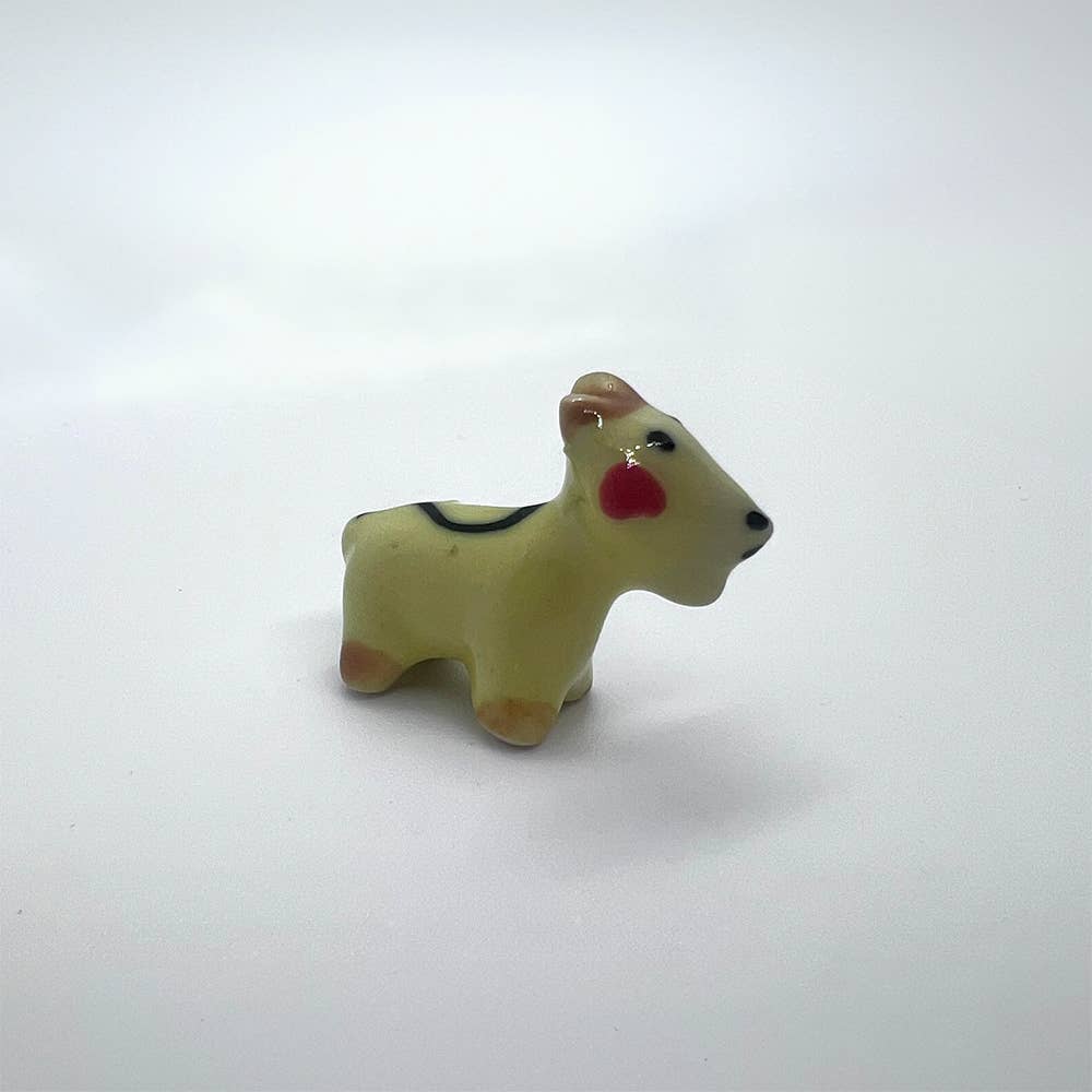 VIE - Wholesale Decorative Figurine - Mini Ceramic Figurine, Assorted Colour, Approx. 2cm152