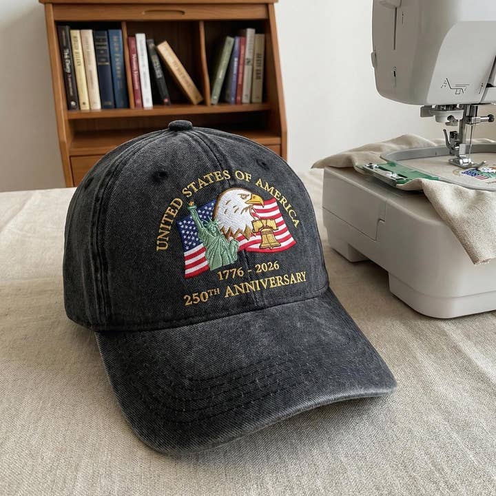 Casquette du 250e anniversaire des États-Unis, Chapeau brodé Aigle 1776 2026 pour la vente par Gemishi