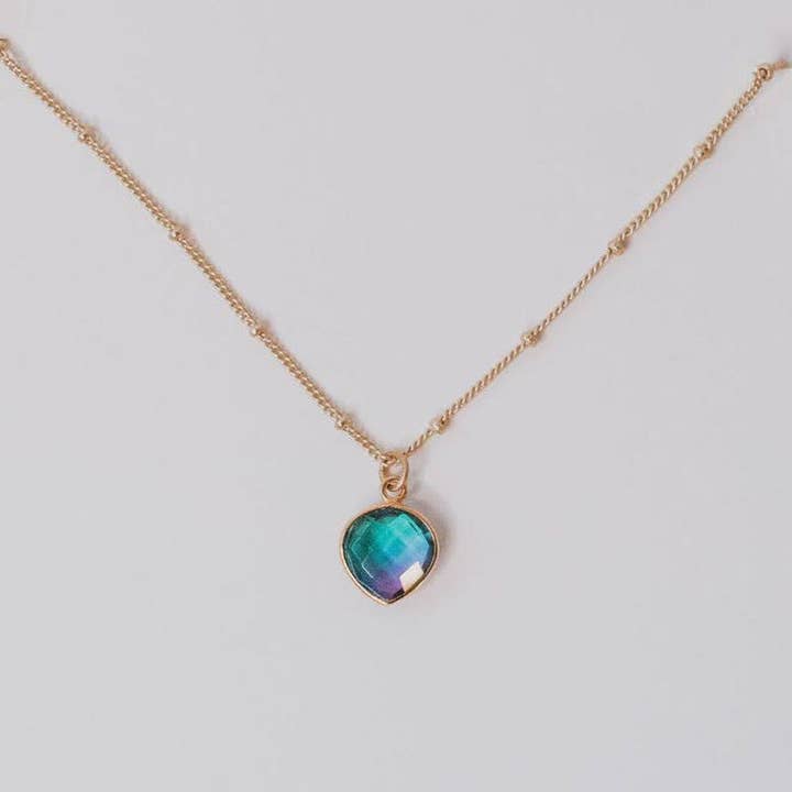 Moxie Collective (formerly Atonement Design) - Wholesale Choker/Collar - Iridescent Quartz Heart Choker