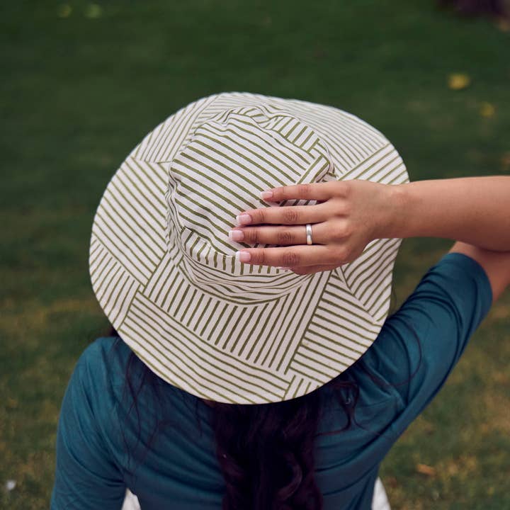 Anju Jewelry - Wholesale Bucket Hat - Women's - The Block printed Canvas Olive Stripes Sun Hat1