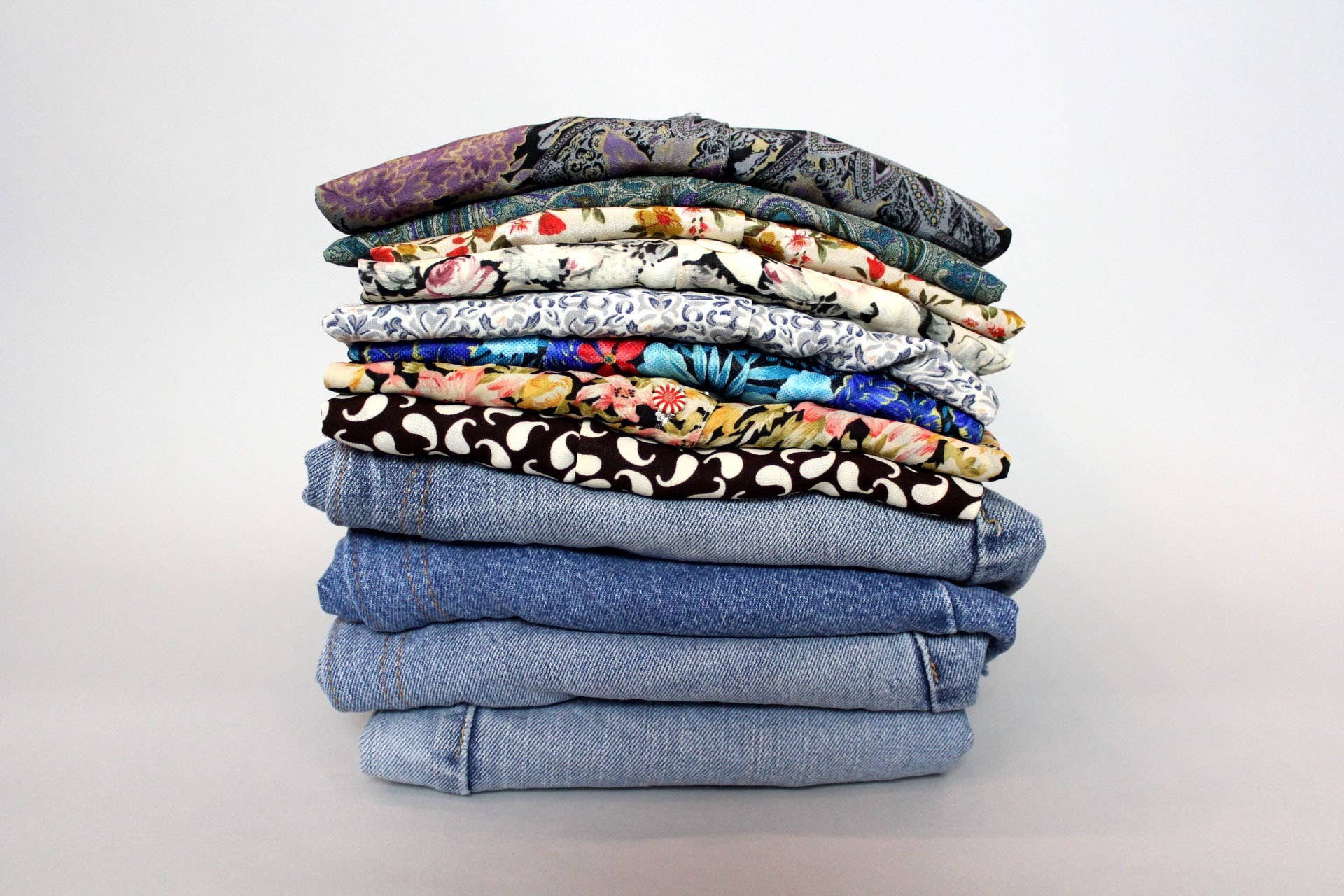 Sun's Out! - Wholesale Button Down Shirt - Women's - Reworked Vintage Short-Sleeve Button Up Blouse - Cropped17