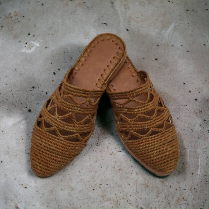Moroccan Raffia sandals, raffia Slippers for wholesale by Berberparadise