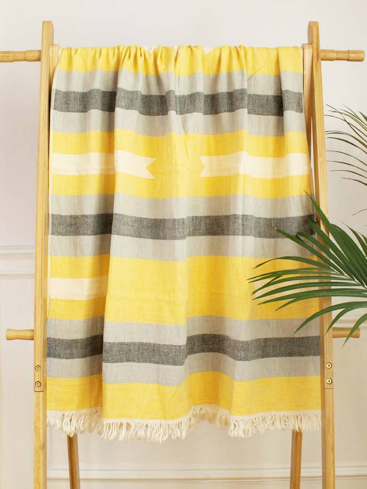 Nomad Multi-Use Beach Towel for wholesale by Peshtemal Collection