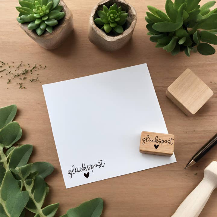 Gummistempel „Glückspost“ for engroshandel hos Handmadeshelter