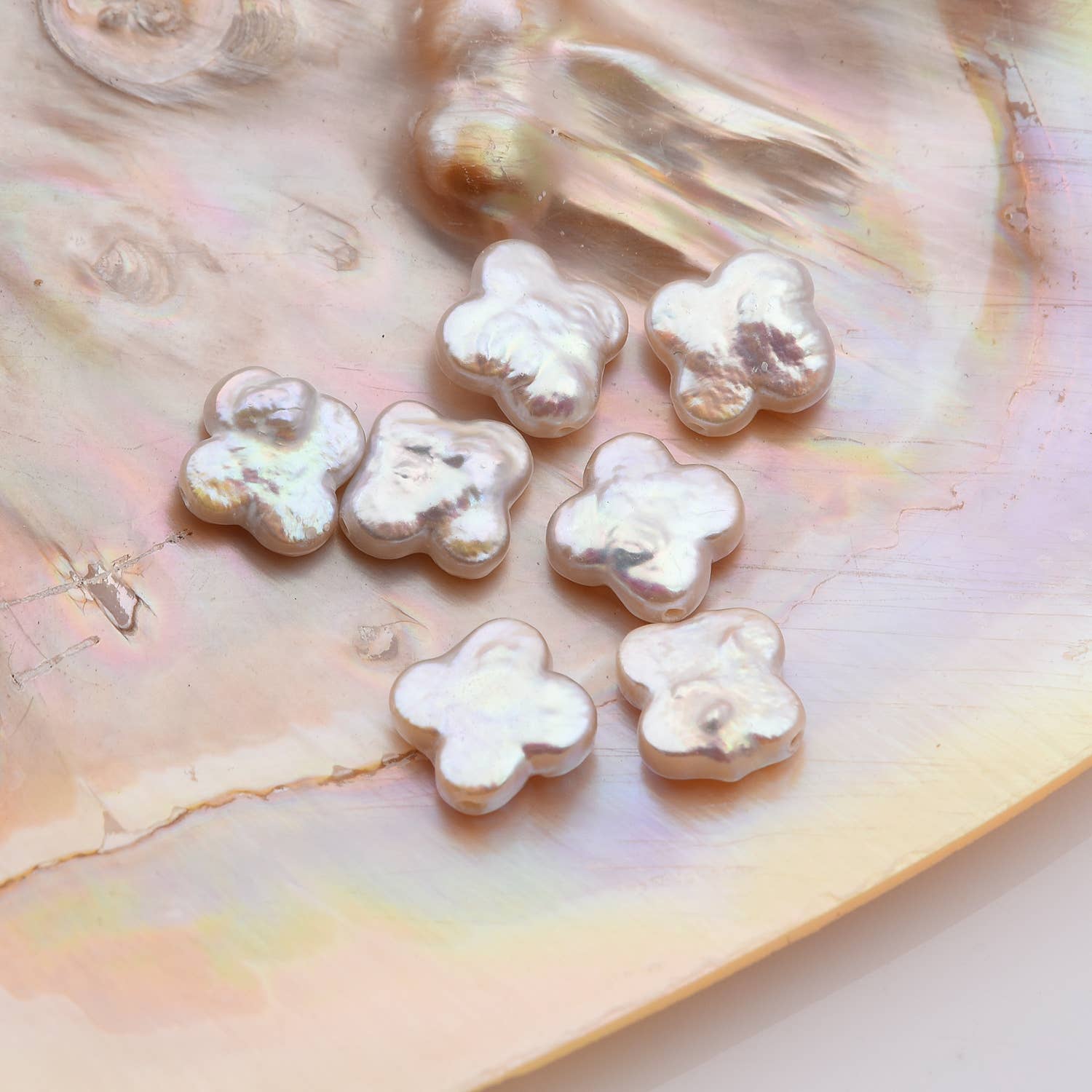 Beads Creation - Wholesale Beads - Four Leaf Clover Pearls, 9mm 4A White Strand, Gift, FWP0544