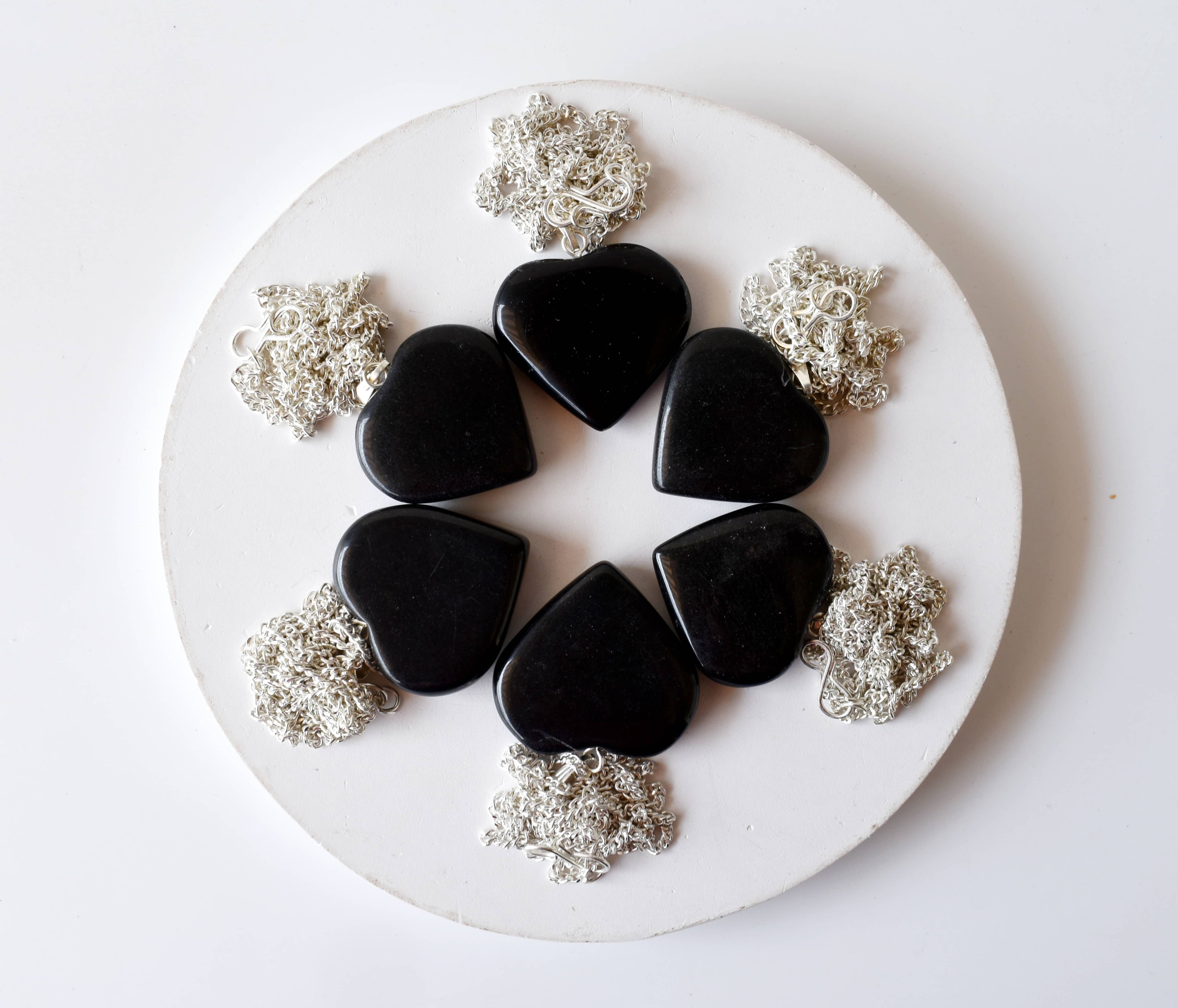 Soothing Crystals – wholesale Pendant/charm necklace – Crystal Heart Pendant | Black Tourmaline | Healing Gemstones5