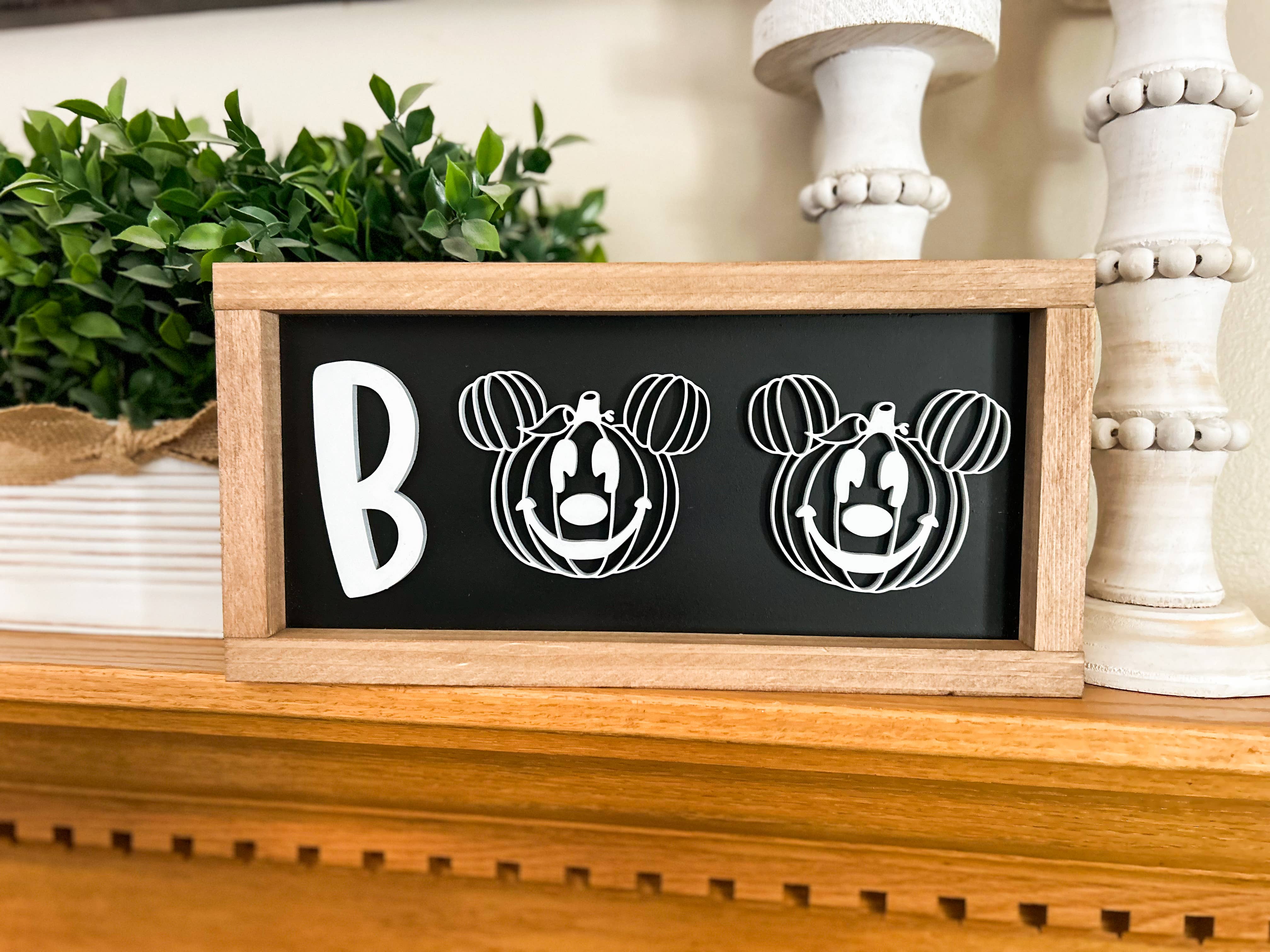 Three Bees Decor - Wholesale Wall Sign - Boo Mickey Head4