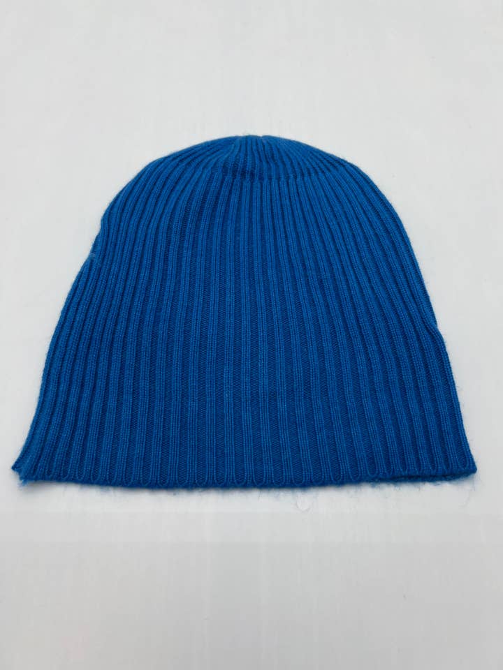 Bonnet côtelé en cachemire (bleu sarcelle naturel) CRH06 pour la vente par NURBU INC.