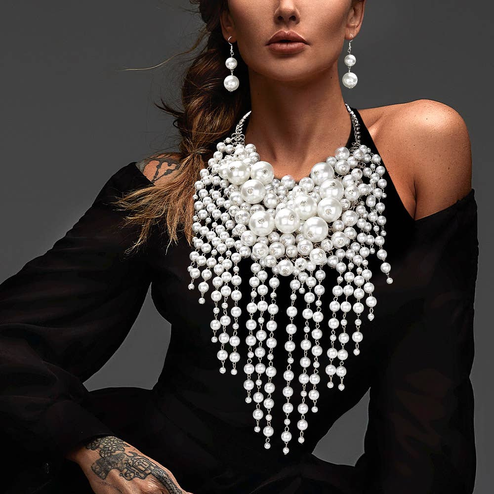 Sensibling Corp. - Wholesale Bib Necklace - Pearl Cluster Statement Necklace
7