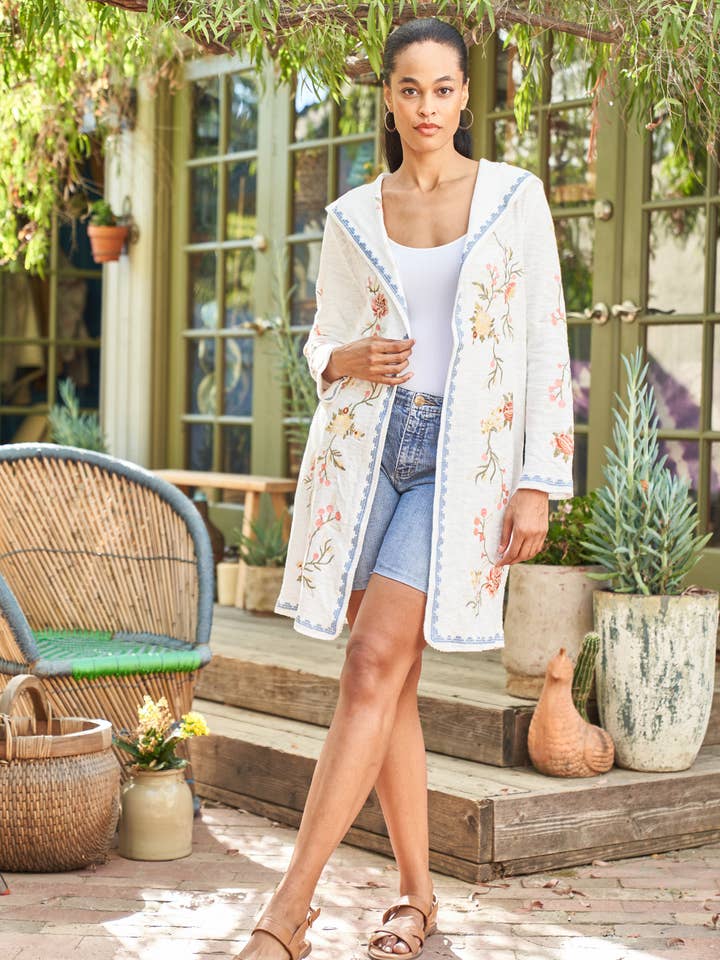 Cardigan ouvert à capuche double face brodé 5008-MAJ pour la vente par Paparazzi