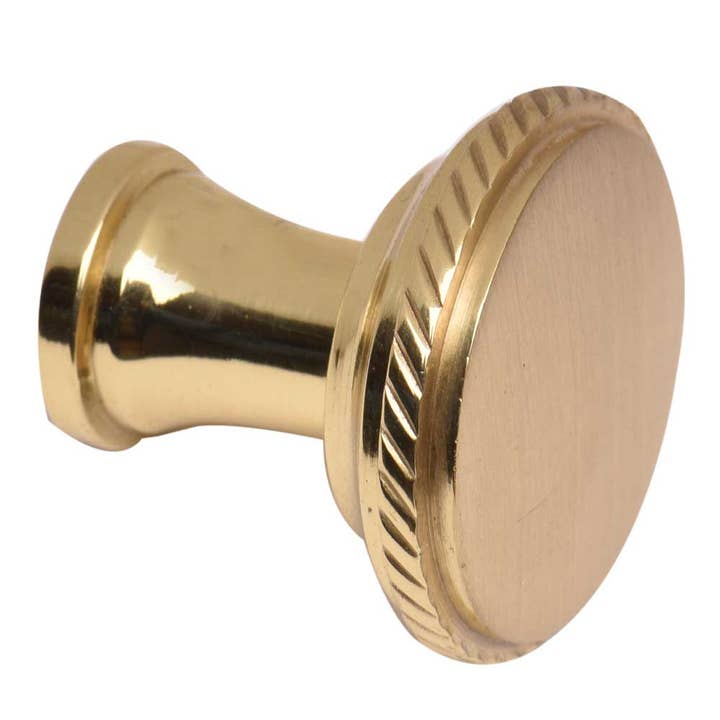 1 pièce bouton de meuble extérieur en laiton doré pour la vente par Daana Paani LLC