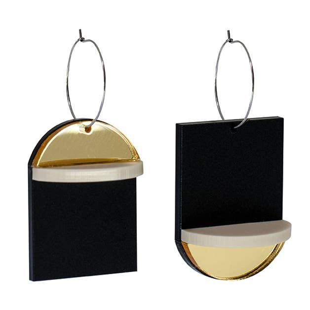 Orecchini Popova per la vendita all'ingrosso da parte di Pamela Coromoto