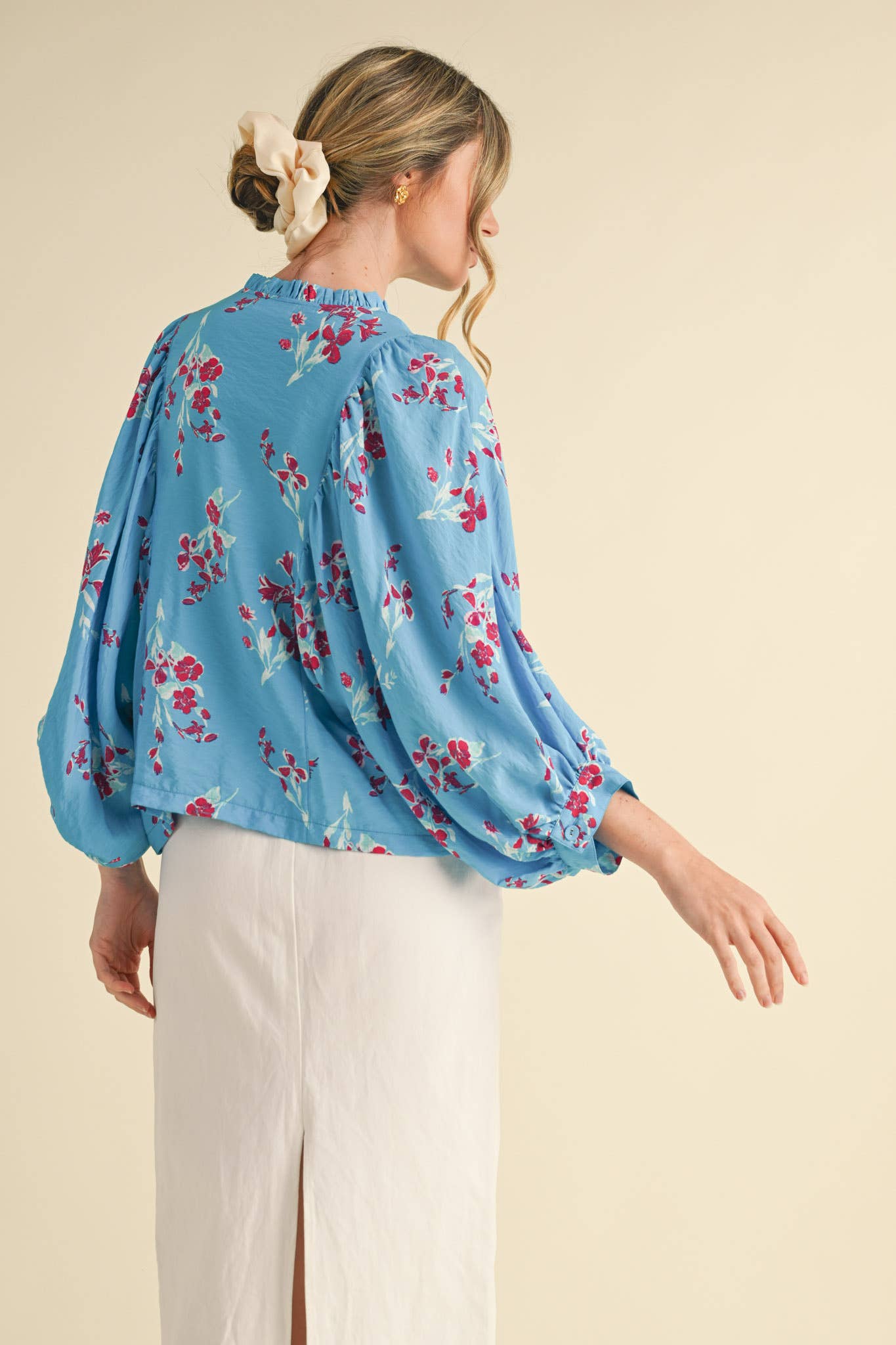 &MERCI - Vendita all'ingrosso Camicetta - Donna - BLUSA A MANICHE DOLMAN CON STAMPA FLOREALE ESCLUSIVA MTP387121