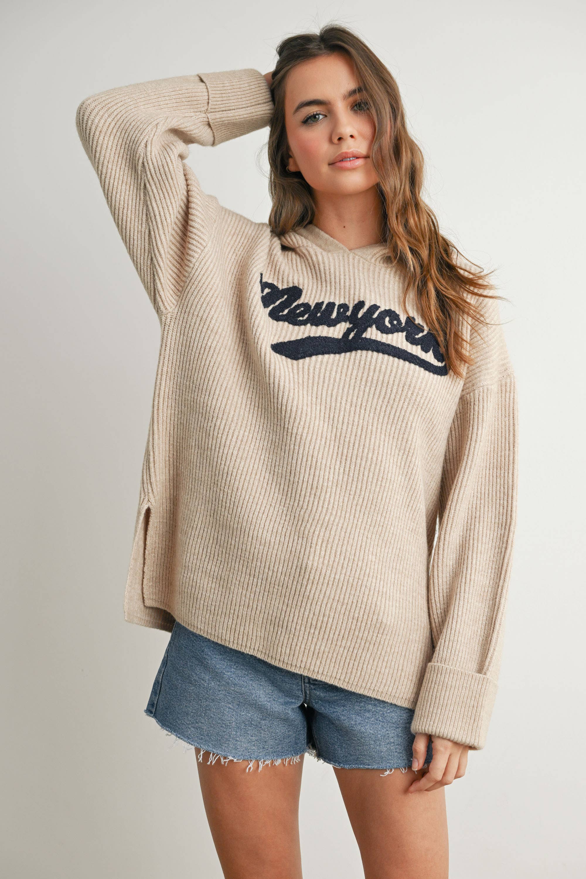 BUTTERMELON - Venta al por mayor Jersey de punto - Mujer - Jersey con capucha bordado de Nueva York - BMW72772