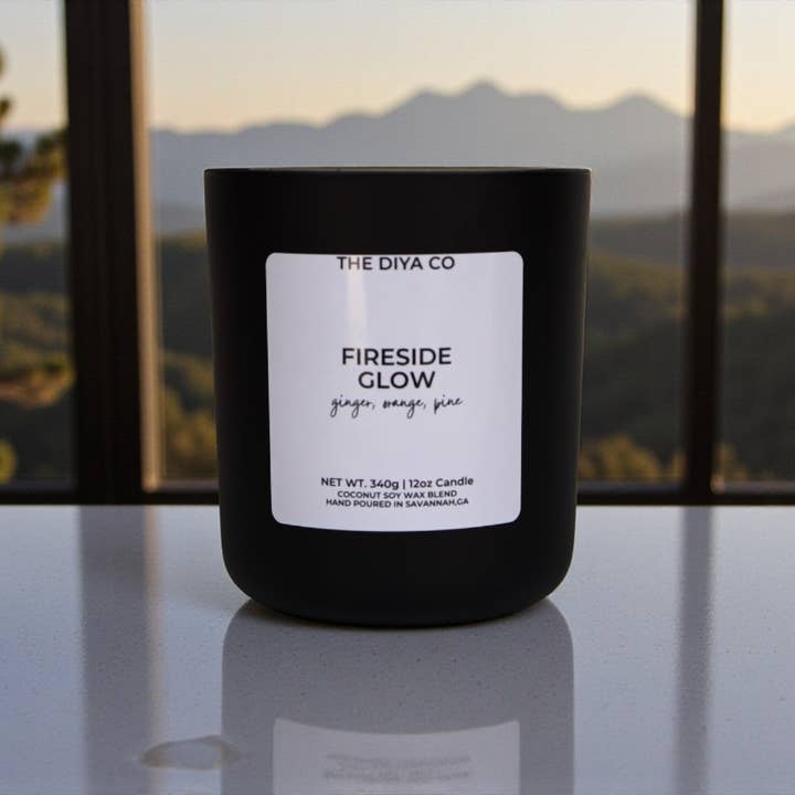 12 oz Bagliore del Focolare | Candela di Cocco e Soia per la vendita all'ingrosso da parte di The Diya Co