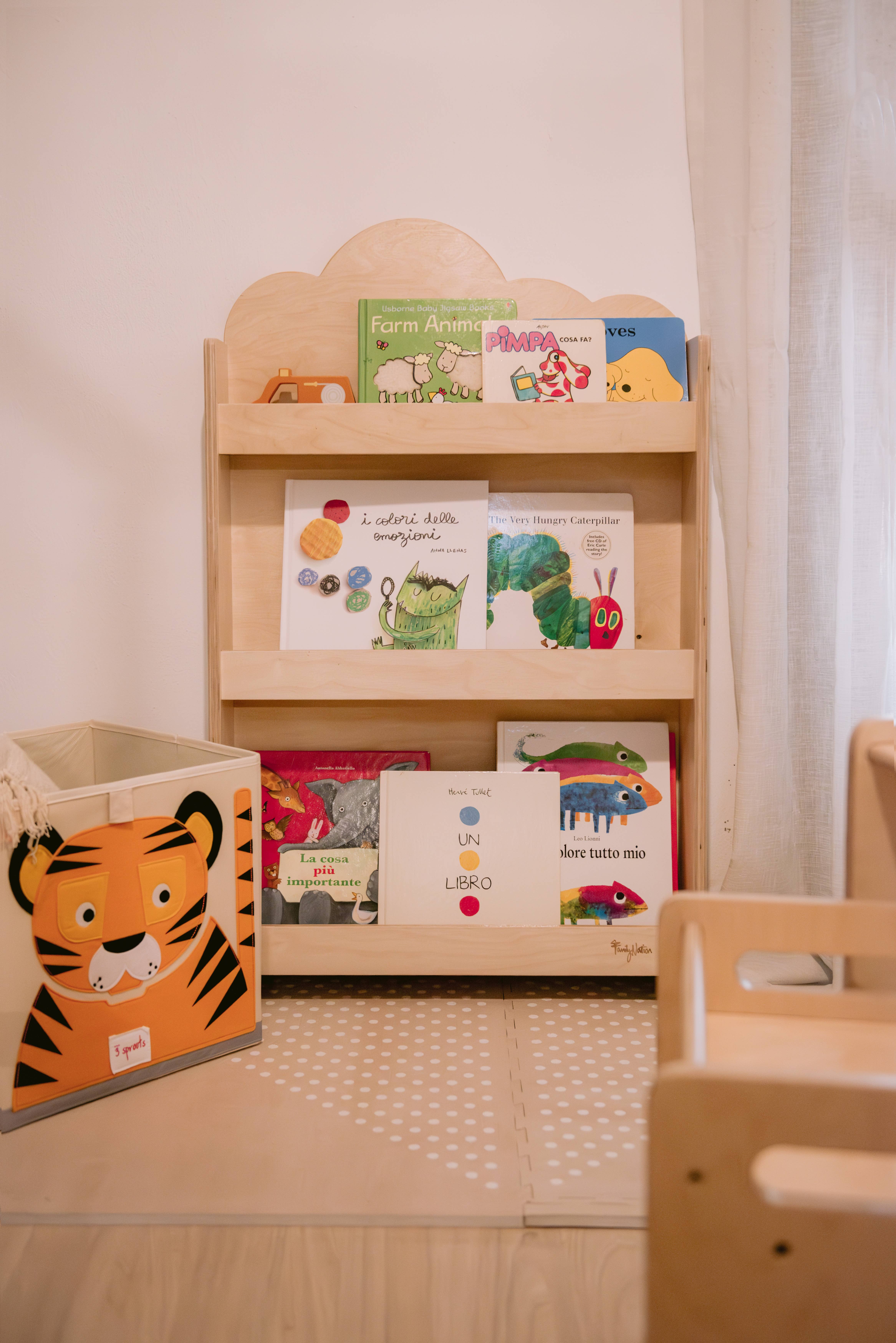 Family Nation - Wholesale Bookcase - Montessori Front-Facing Bookshelf - Cloud