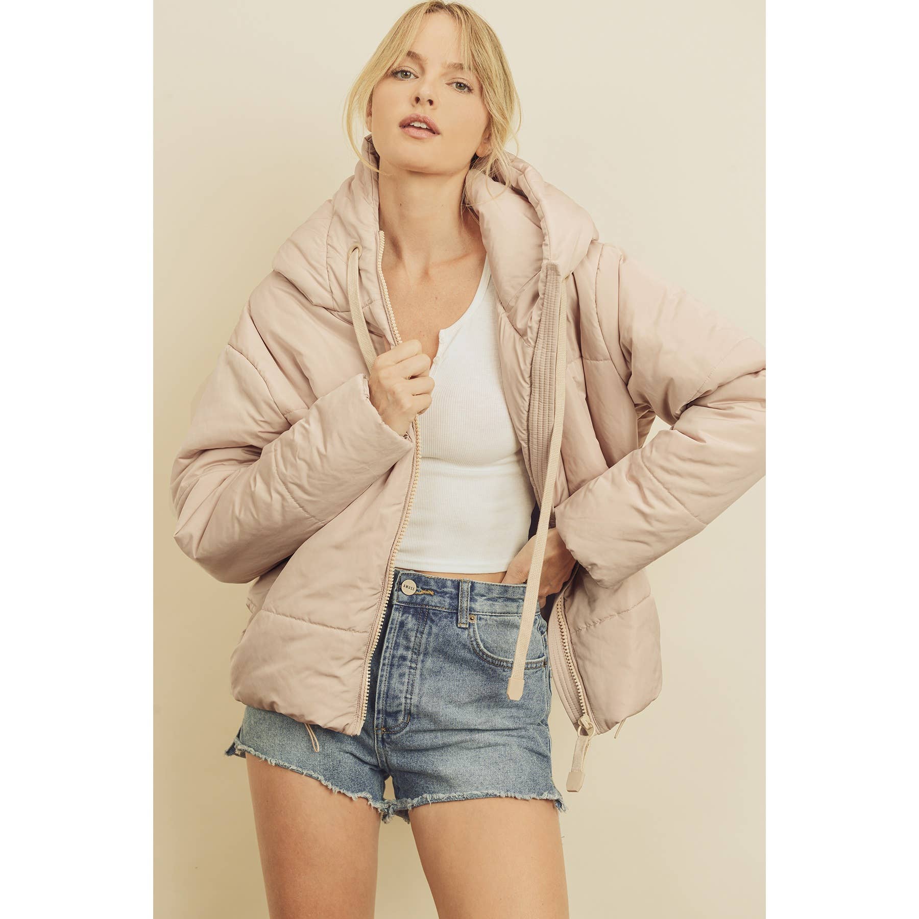 Dress Forum - Vente Doudoune – femme - Doudoune à capuche avec cordon de serrage FJ442422