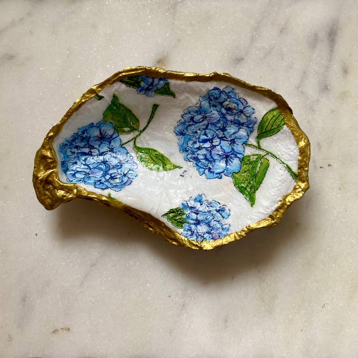 Del Mar Designs DC - Wholesale Jewelry Dish - Blue Hydrangea Oyster Shell Jewelry Dish