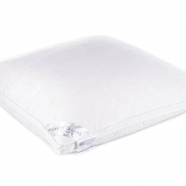 Travesseiro Silver 80x80 cm com 20% de penugem de ganso branco 1040 g por atacado de Heckettlane