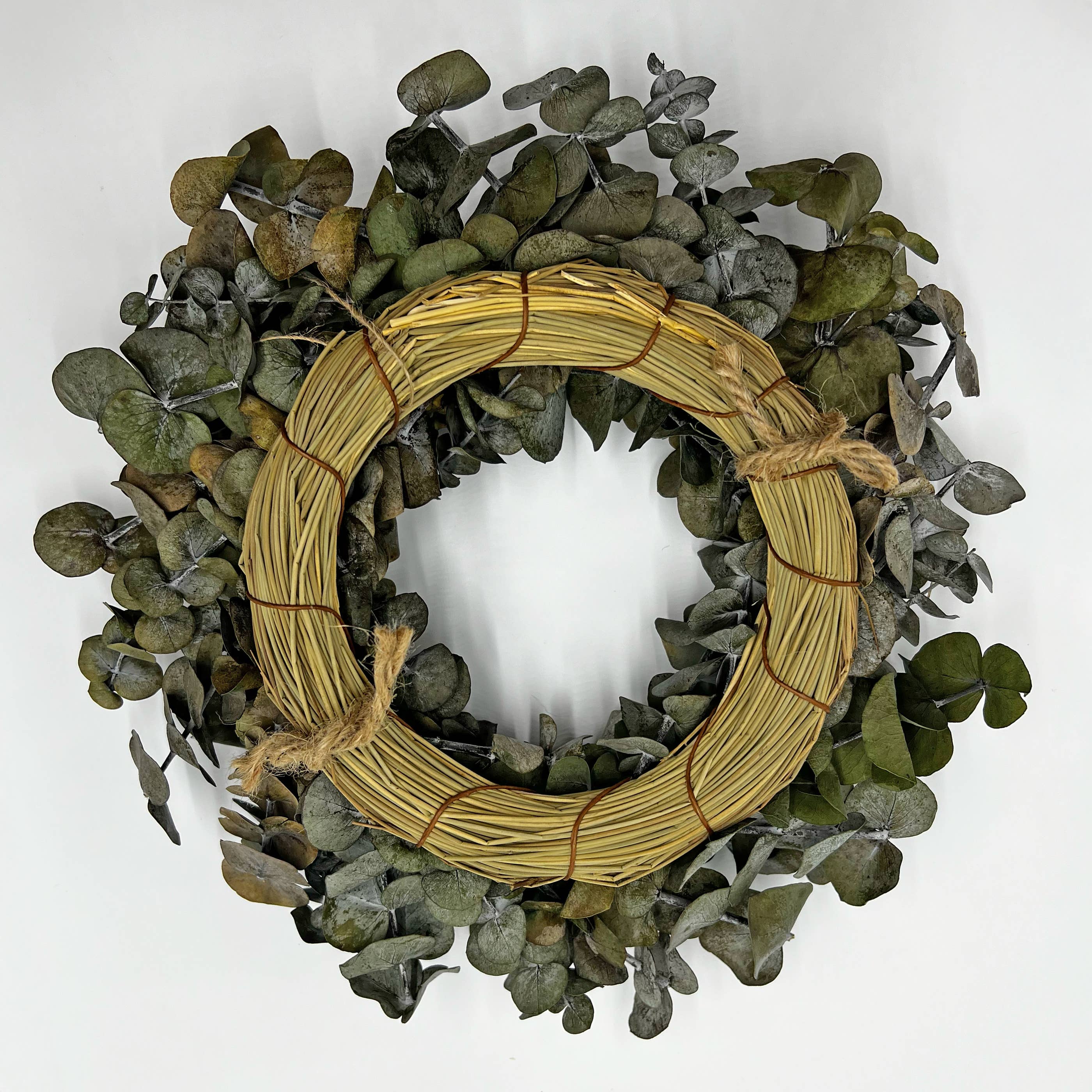 2626 Designs - Wholesale Wreath - Real Dried Preserved Decorative Eucalyptus Wreaths2