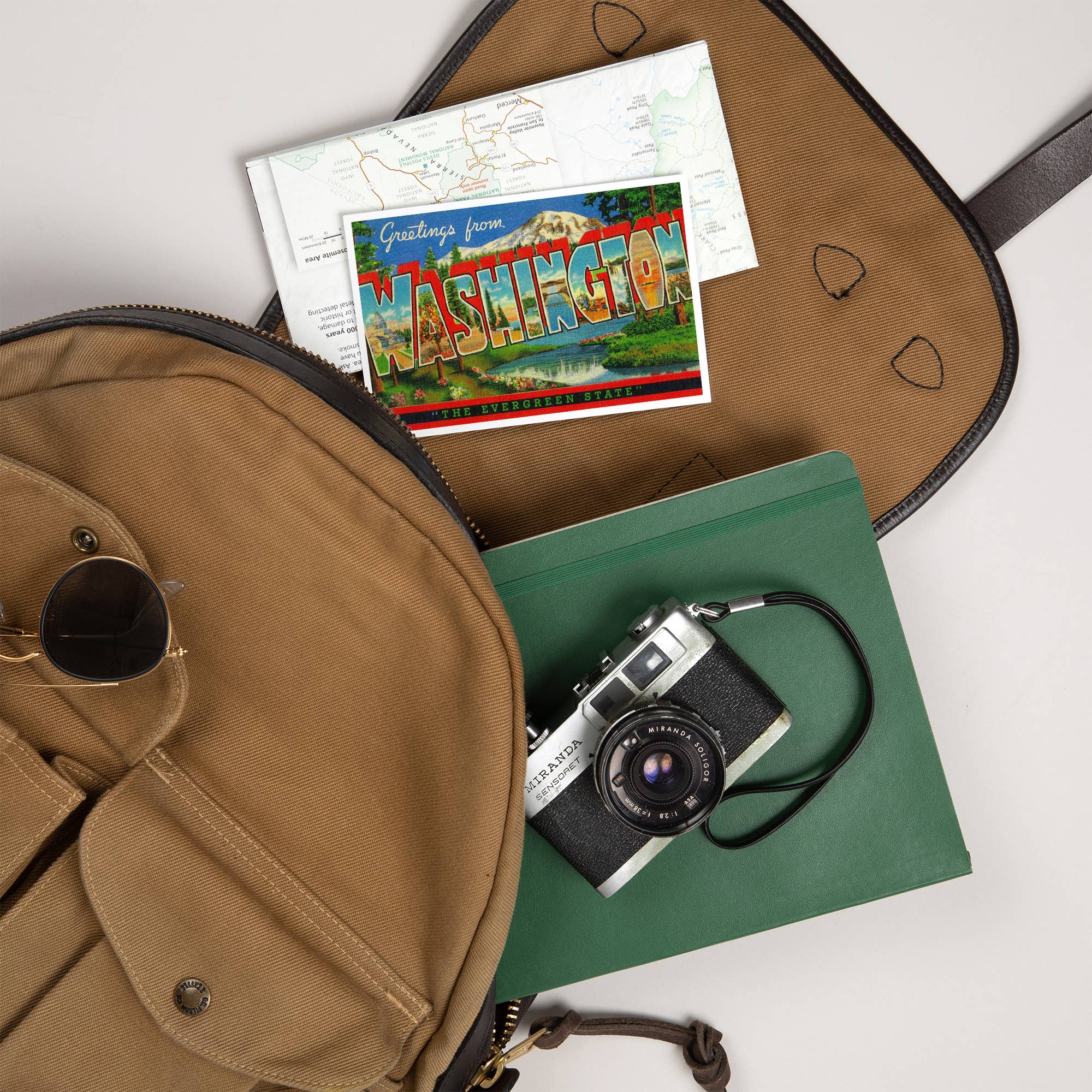 Lantern Press - Wholesale Postcard - PREMIUM POSTCARDS Greetings from Washington Evergreen State5