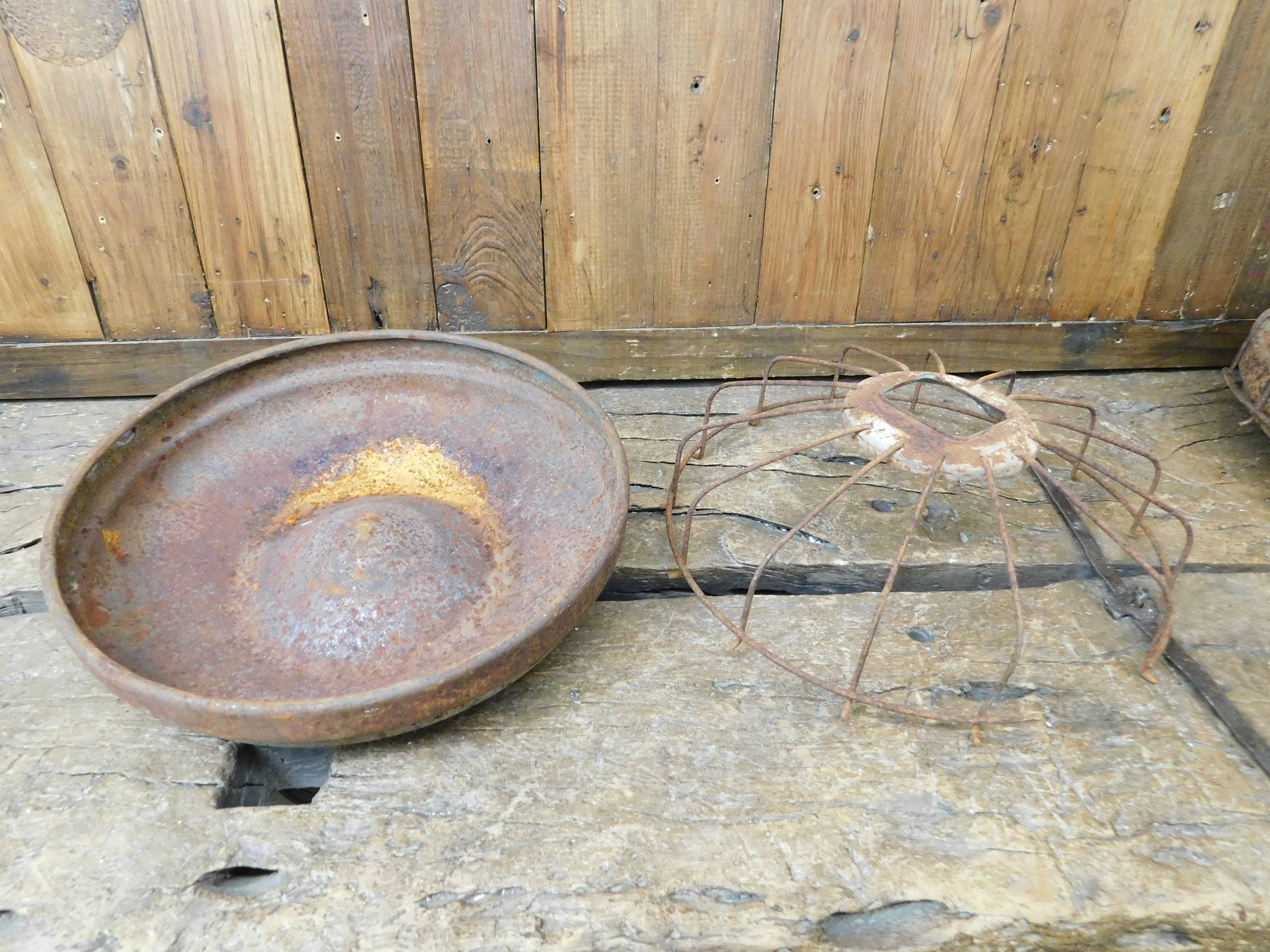 My Amigos Imports - Wholesale Decorative Plate/Dish/Bowl - Vintage Metal Chicken Feeders-Storage-Display-Rustic-Antique7