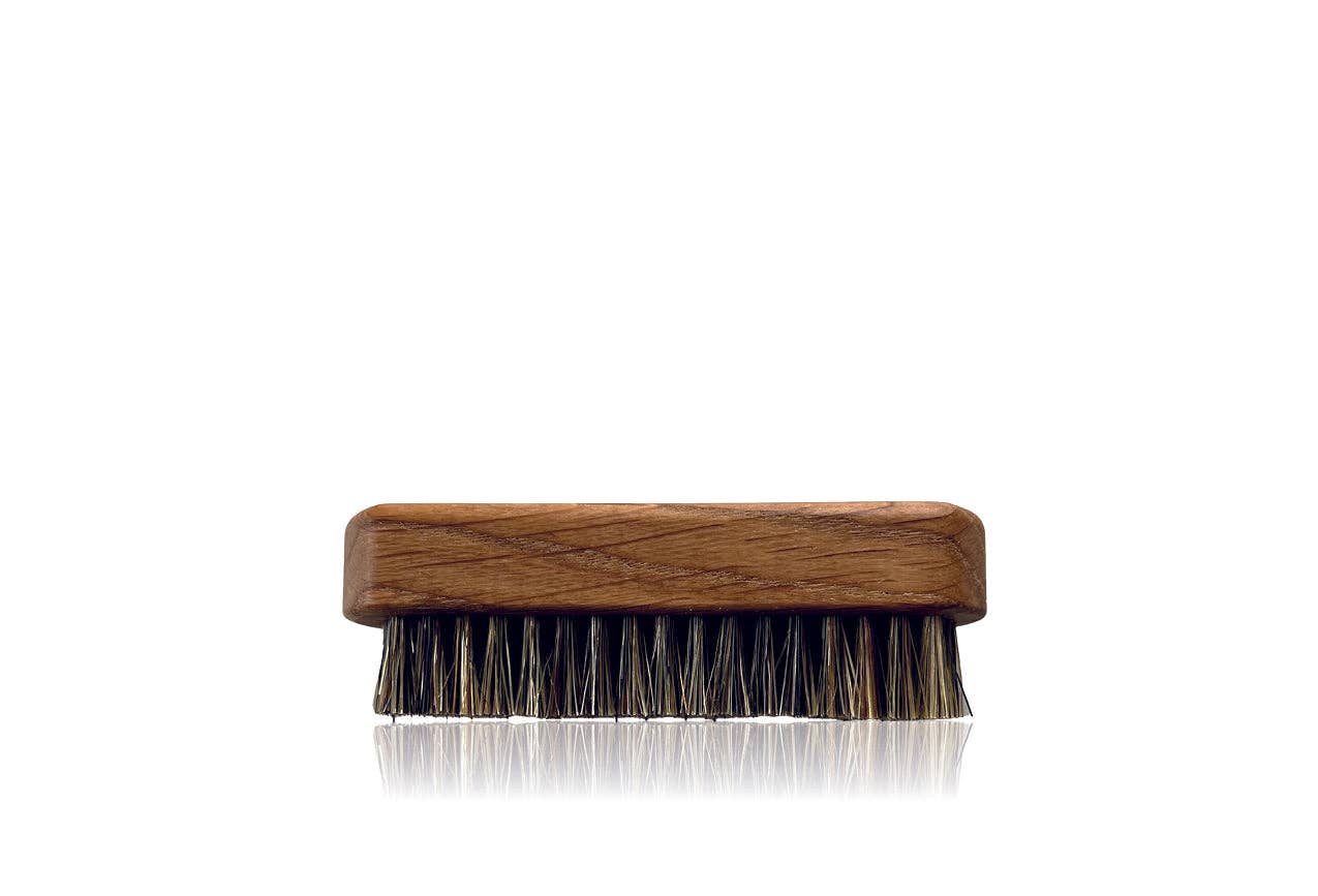 [RE·ESSENCE]® - Wholesale Body Brush - NAIL BRUSH – OILED OAK & WILD BOAR BRISTLES0