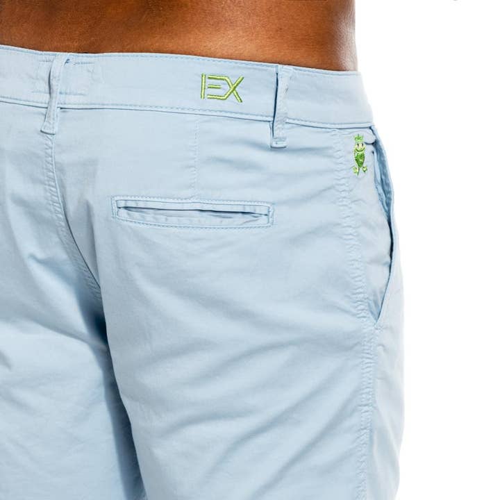 BLÅ Ljusblå groda Chino Shorts för wholesale på Faire1