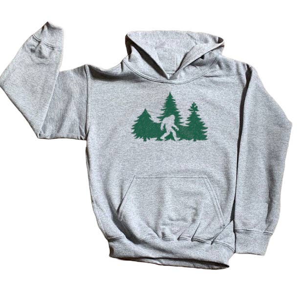 Felpa ricamata per ragazzi: Sasquatch con alberi per la vendita all'ingrosso da parte di EMBELLISH By Kathleen