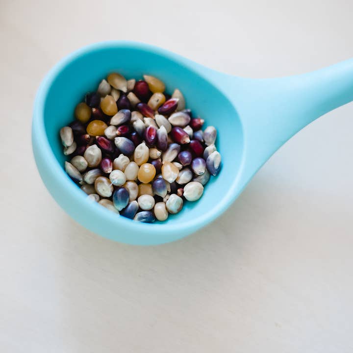 Amish Country Popcorn - Wholesale Popcorn - 4oz Bag of Rainbow Popcorn3