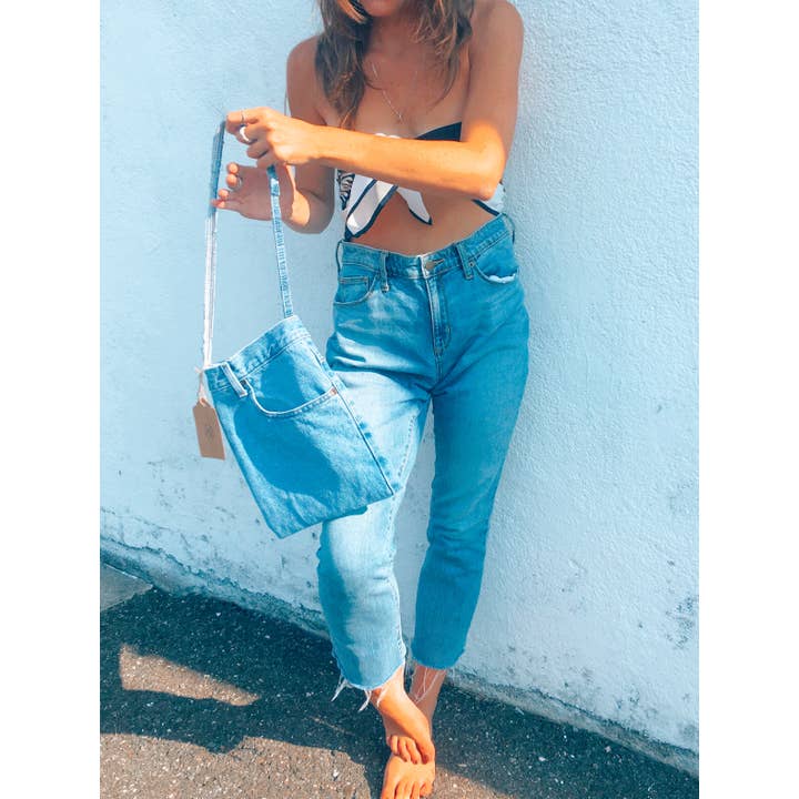 Feelin’Blue. - Wholesale Shoulder Bag - Women's - Repurposed Denim Pocket Purse10