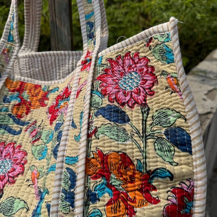 GYPSY STUDIO - Wholesale Shoulder bag – women's - Stylish Bag Floral Print Bag Quilted Cotton Bag Shoulder Bag1