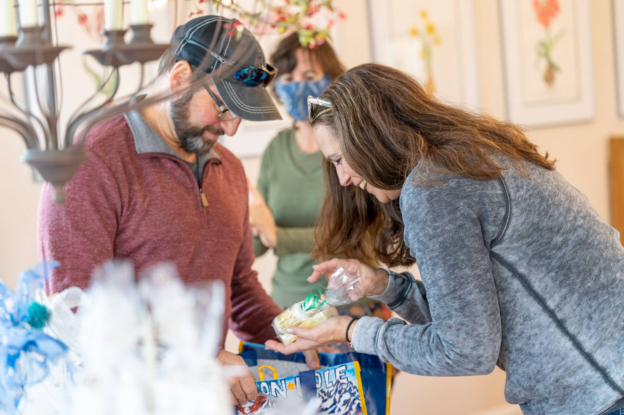 The Appalachian Goat - Wholesale Body Cream/Lotion - 2oz and Lemongrass Goat's Milk Lotion2