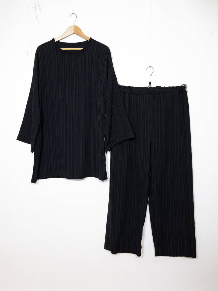 IDEAL OUTFIT - Wholesale Top & Pant Set (NOT Loungewear) - Women's - Abaya set ref:2335 FF-59PAN14