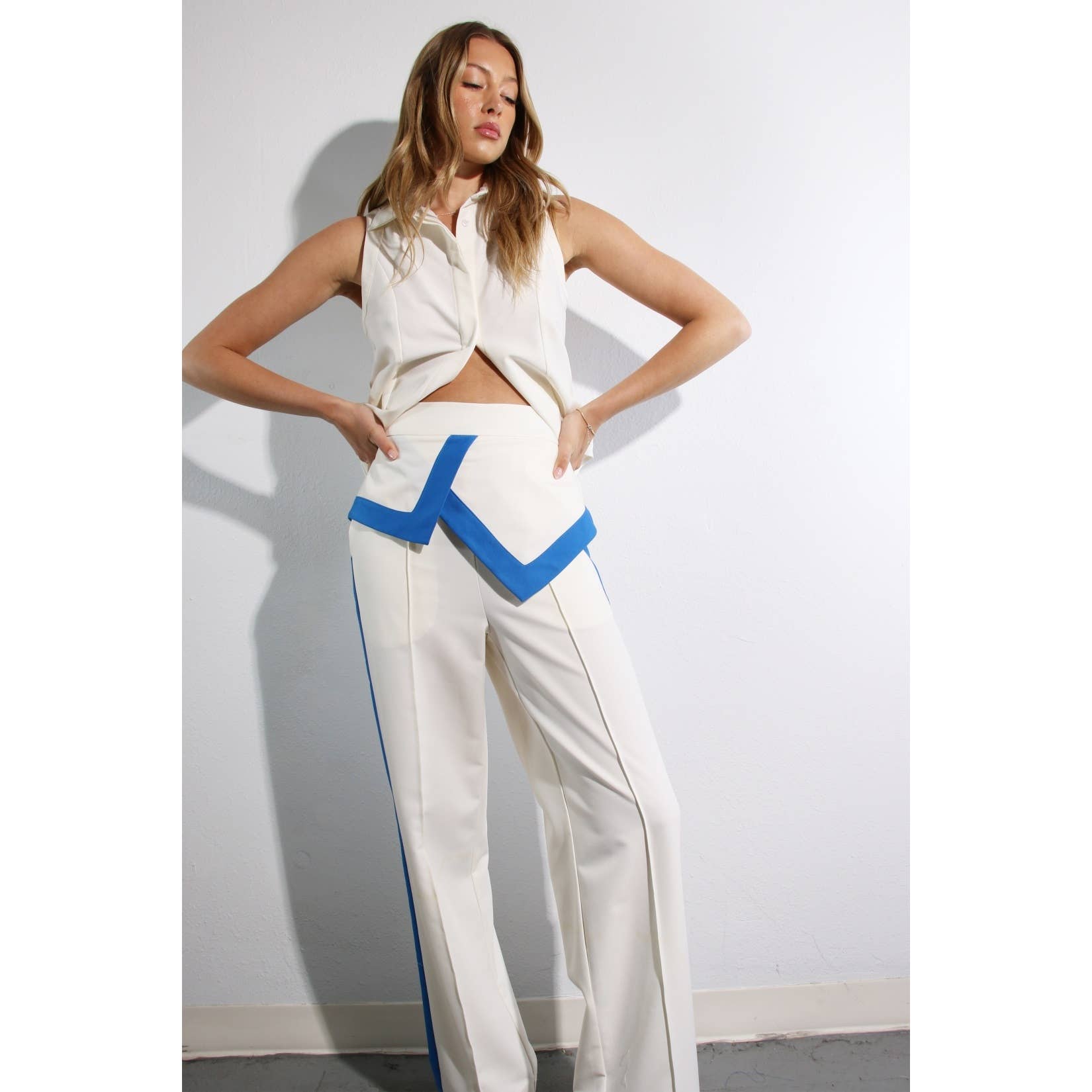 CREMA SET CAMICIE E PANTALONI in vendita all'ingrosso su Faire10