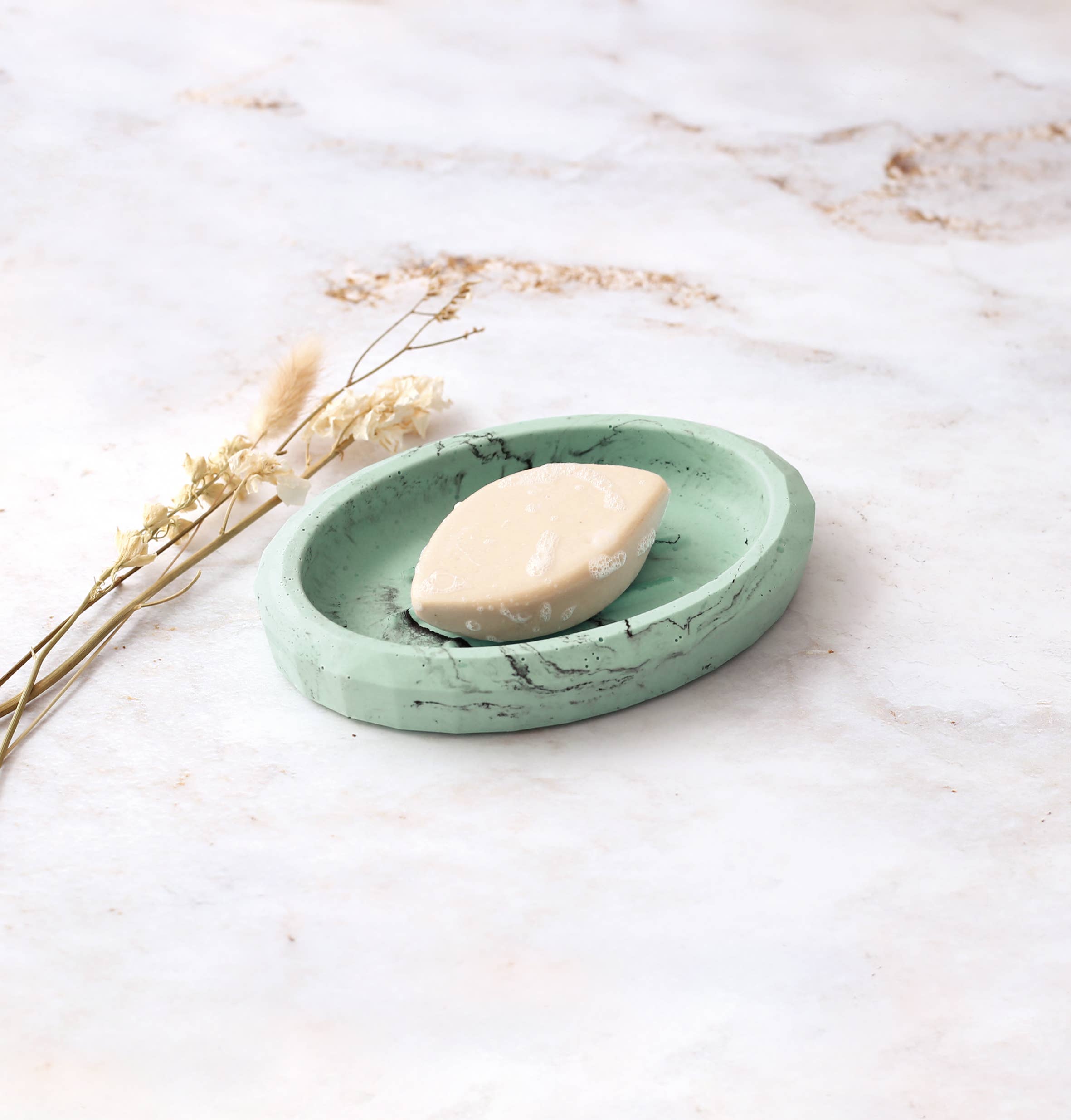 Graine Créative – Großhandel Eierbecher/-ständer – Silikonform 15 x 10,5 x 2,6 cm – Jesmonite-Seifenhalter