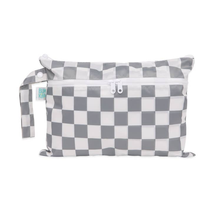 Wet/Dry Clutch: Charcoal Check for wholesale by Bumkins