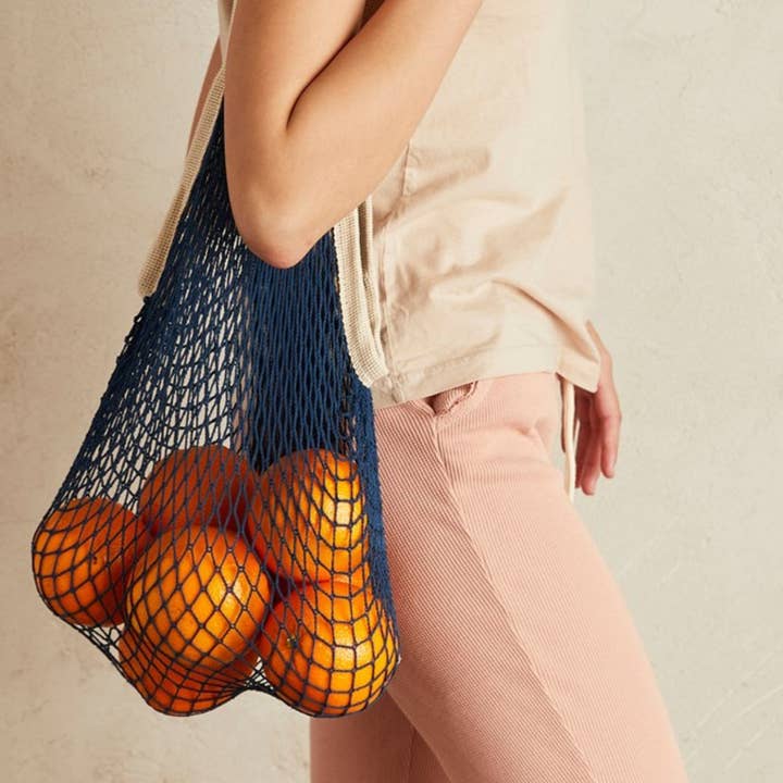 the french market bag no.2 in navy for wholesale on Faire1