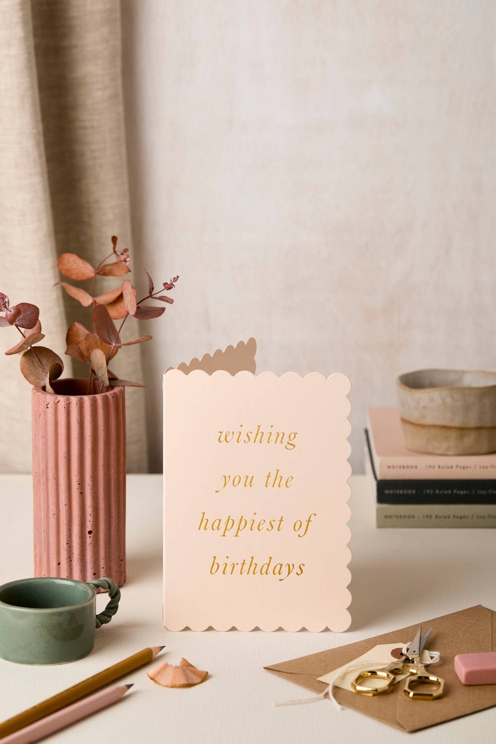Katie Leamon – Großhandel Geburtstagskarten – Geburtstagskarte „Scallop Happiest Birthday“ in Blush