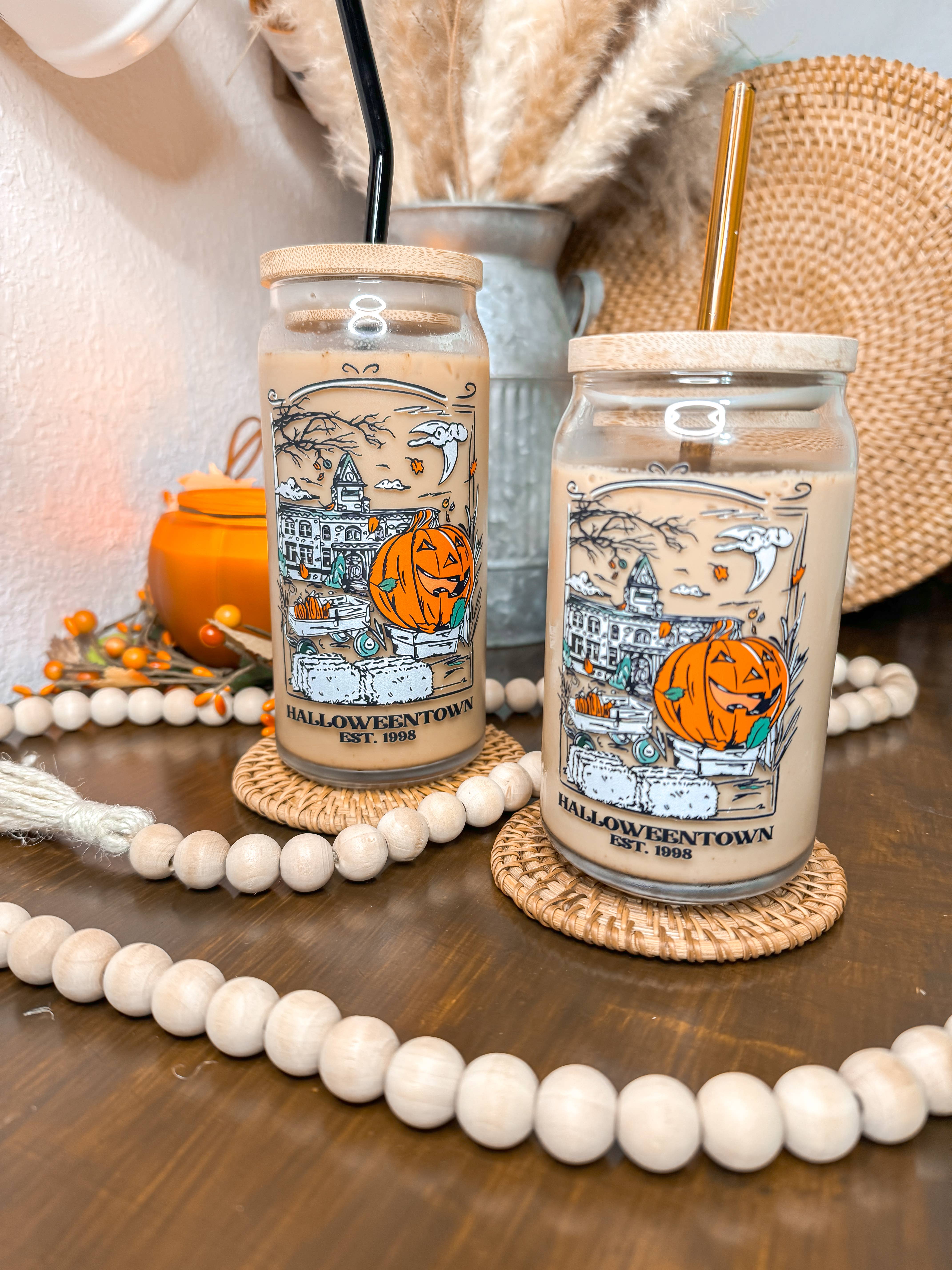 Curly Tailed Designs - Wholesale Drinking Glass/Cup - Halloween Town 16oz & 20oz Halloween Glass Cup3