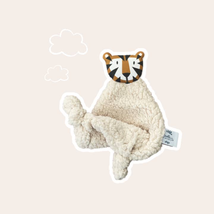 Tiger cuddly toy in plain beige teddy for wholesale by Carotte & Cie